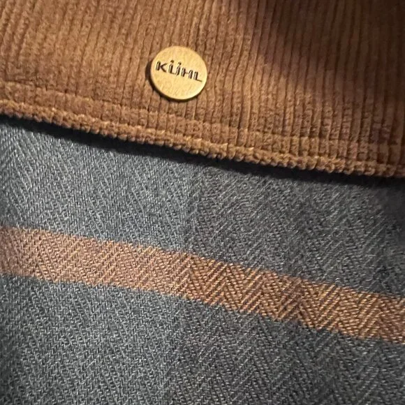 KUHL Sam Adams Flannel Shirt - like new! Size L - Picture 9 of 11